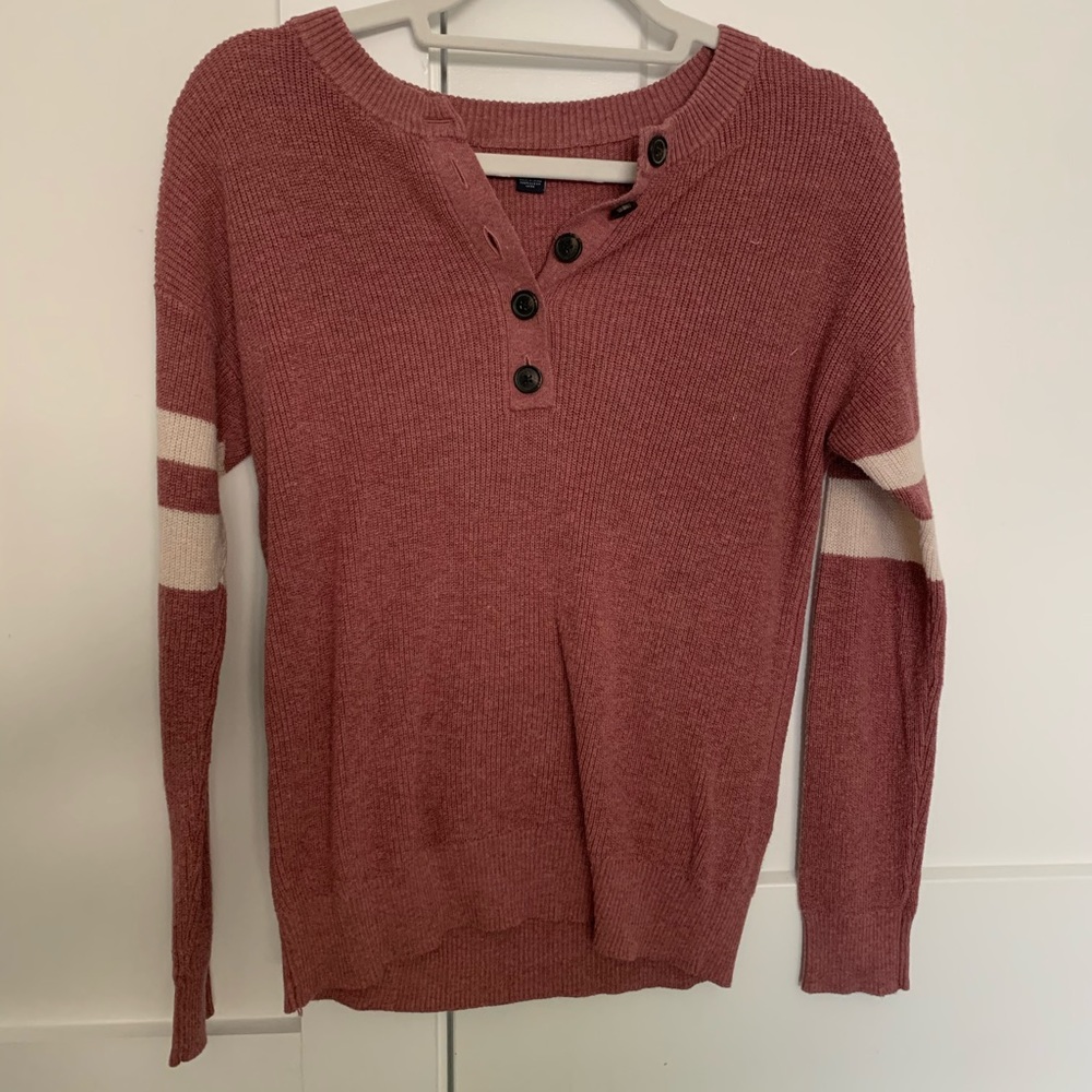 American Eagle sweater